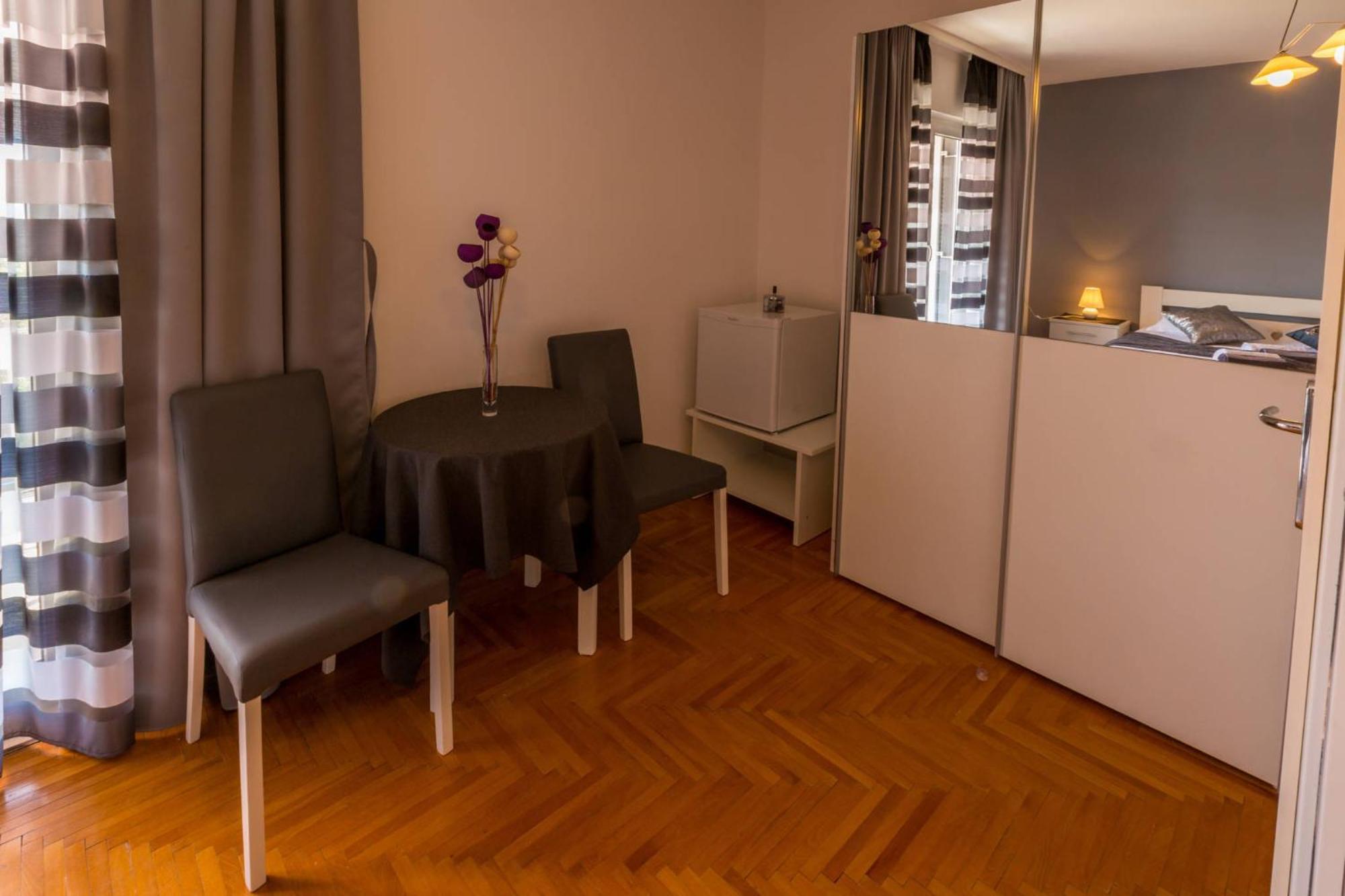 House Diana Hotell Dramalj Rum bild